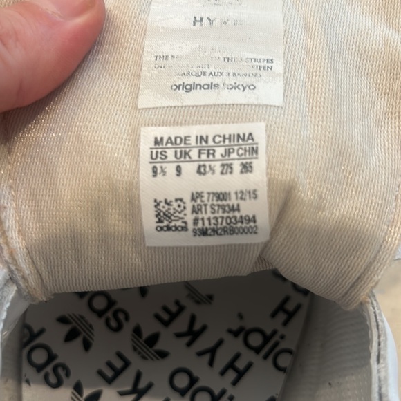 ADIDAS AND HYKE COLLABORATION - Picture 5 of 5